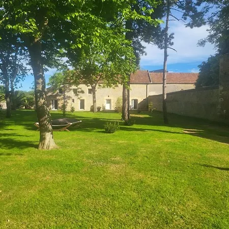 Farm stay Les De Ninon Moult